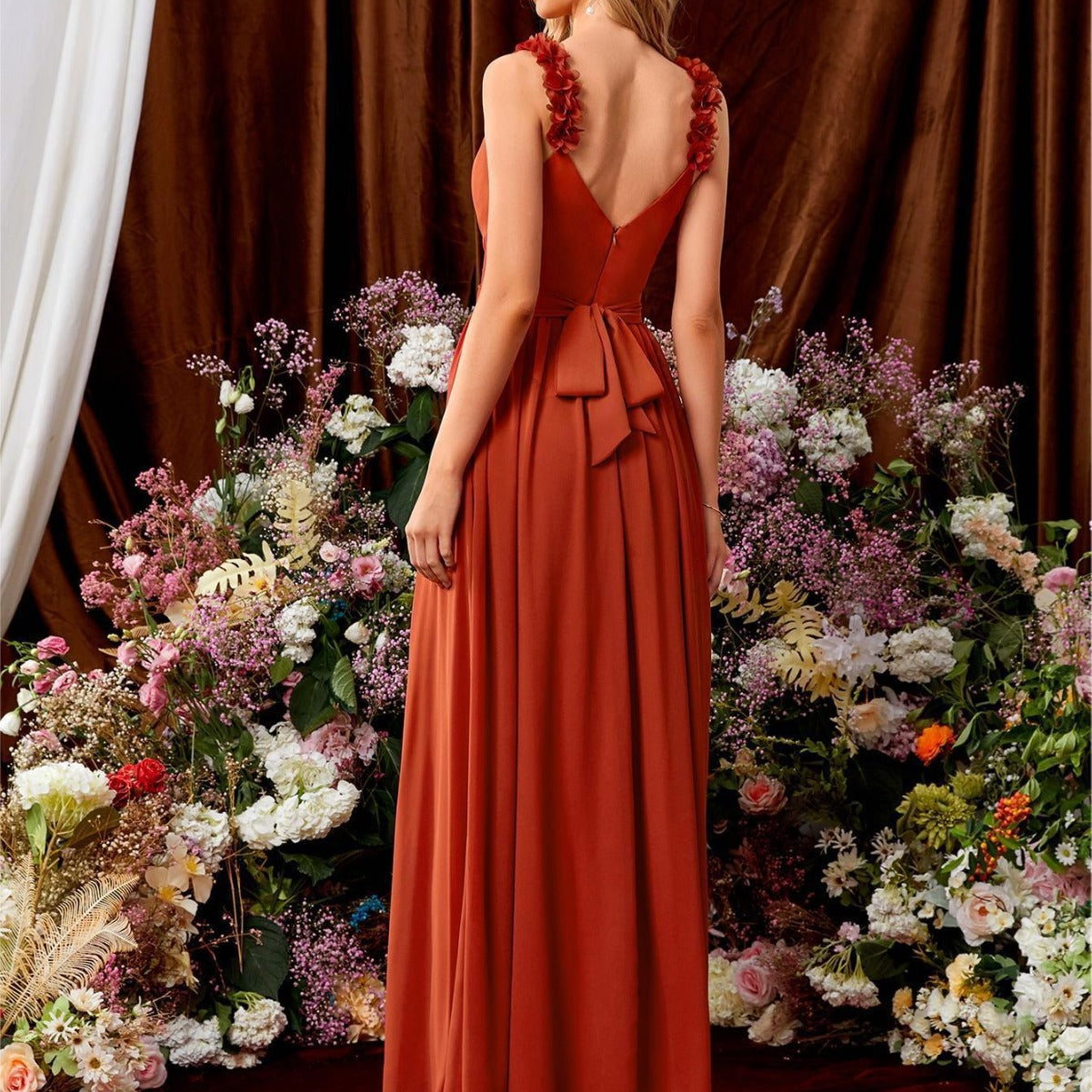 V-neck halter evening dress with lace pleats and open back sexy party dress bridesmaid dress