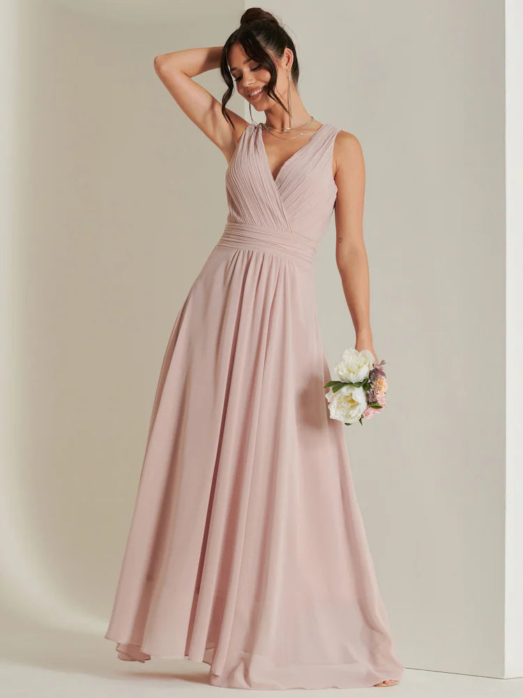 French spring and summer 2025 new high-end temperament white chiffon dress exquisite long skirt nightdress long dress skirt