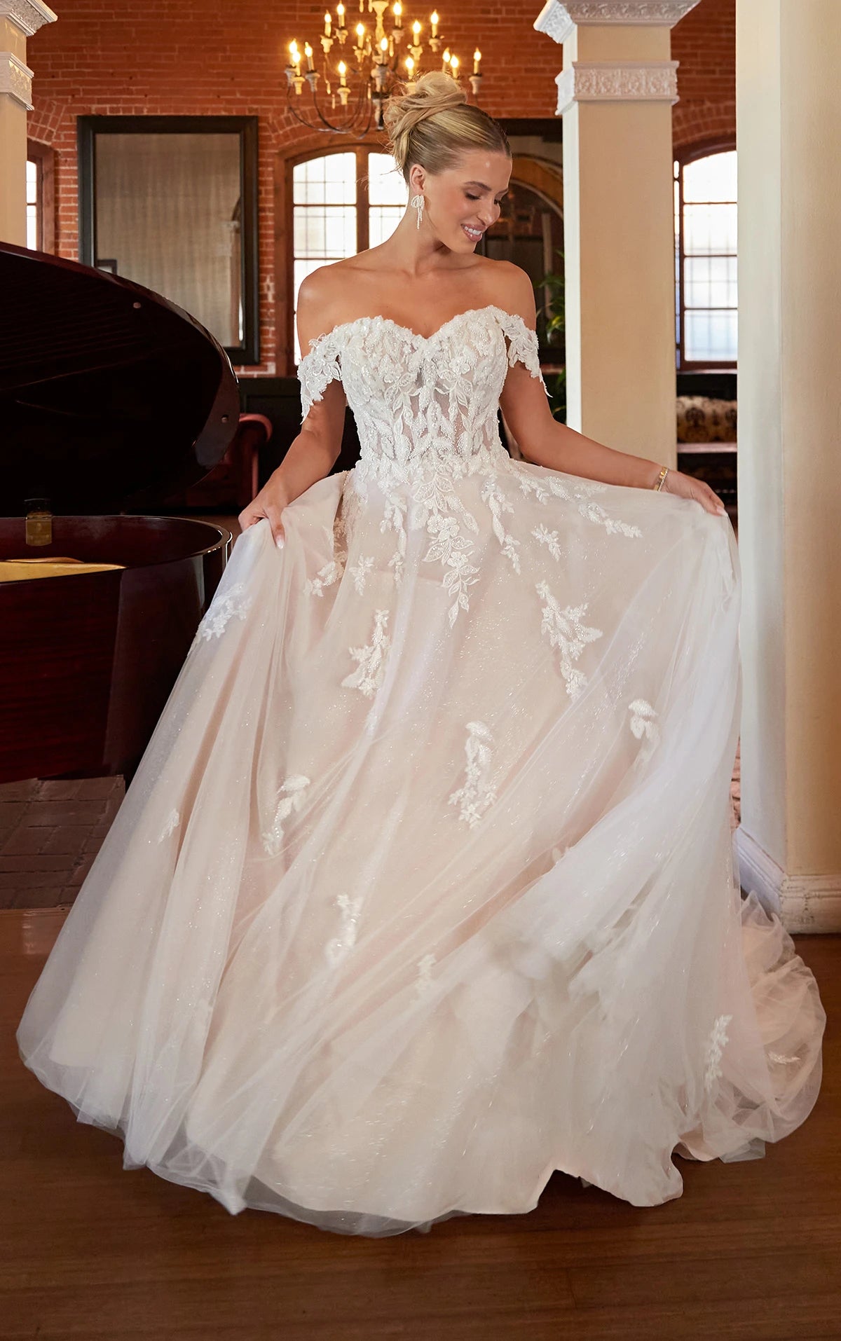 One-shoulder French wedding dress 2025 new bridal senior texture large trailing main veil on the run princess female